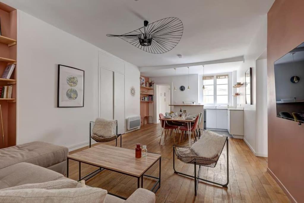 Appartamento Louvre Montorgueuil Historical Center 3br Ii Parigi